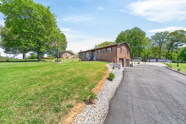 $314,595 | 480 Camp Drive, Sparta, TN 38583