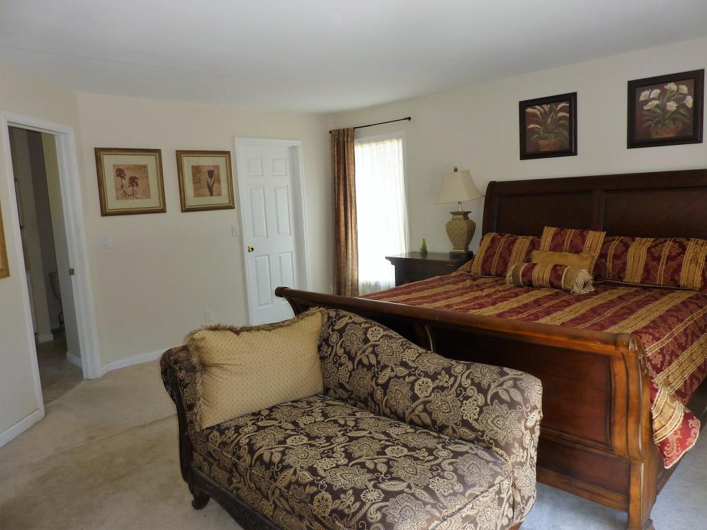 24 Anderson Lane Rochester, NH 03867 - Photo 7 of 23