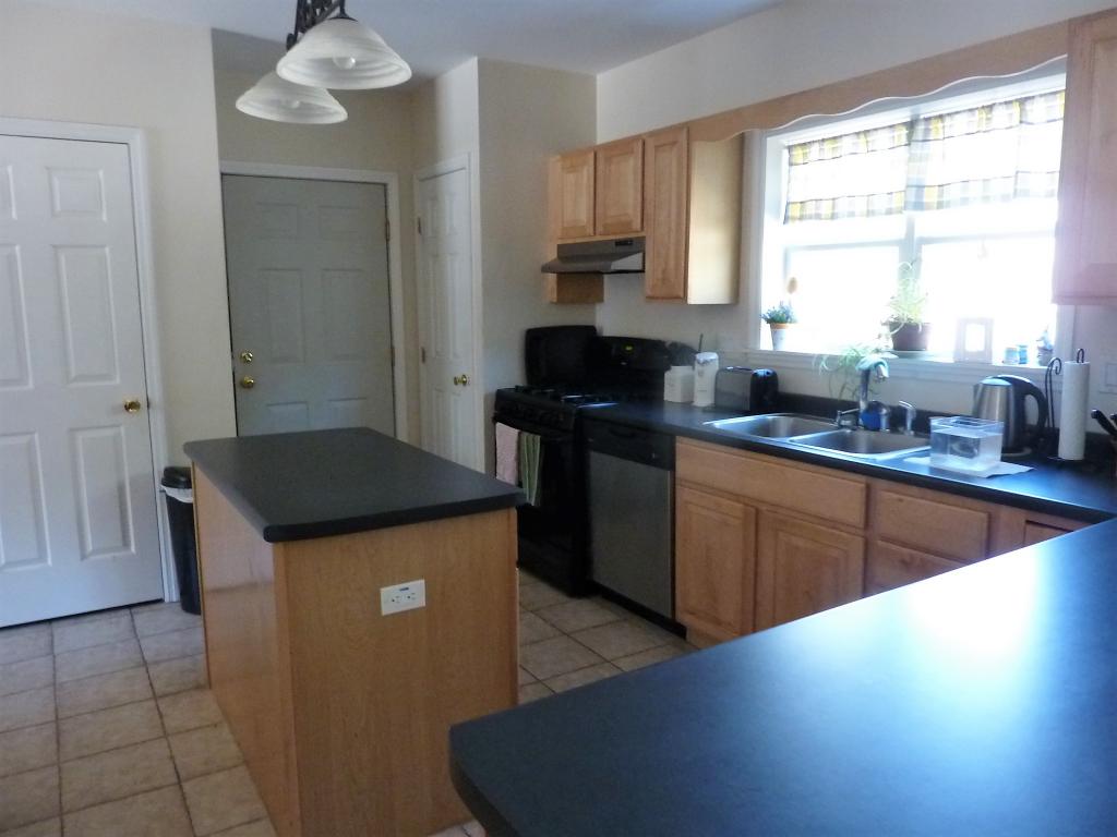 24 Anderson Lane Rochester, NH 03867 - Photo 10 of 23