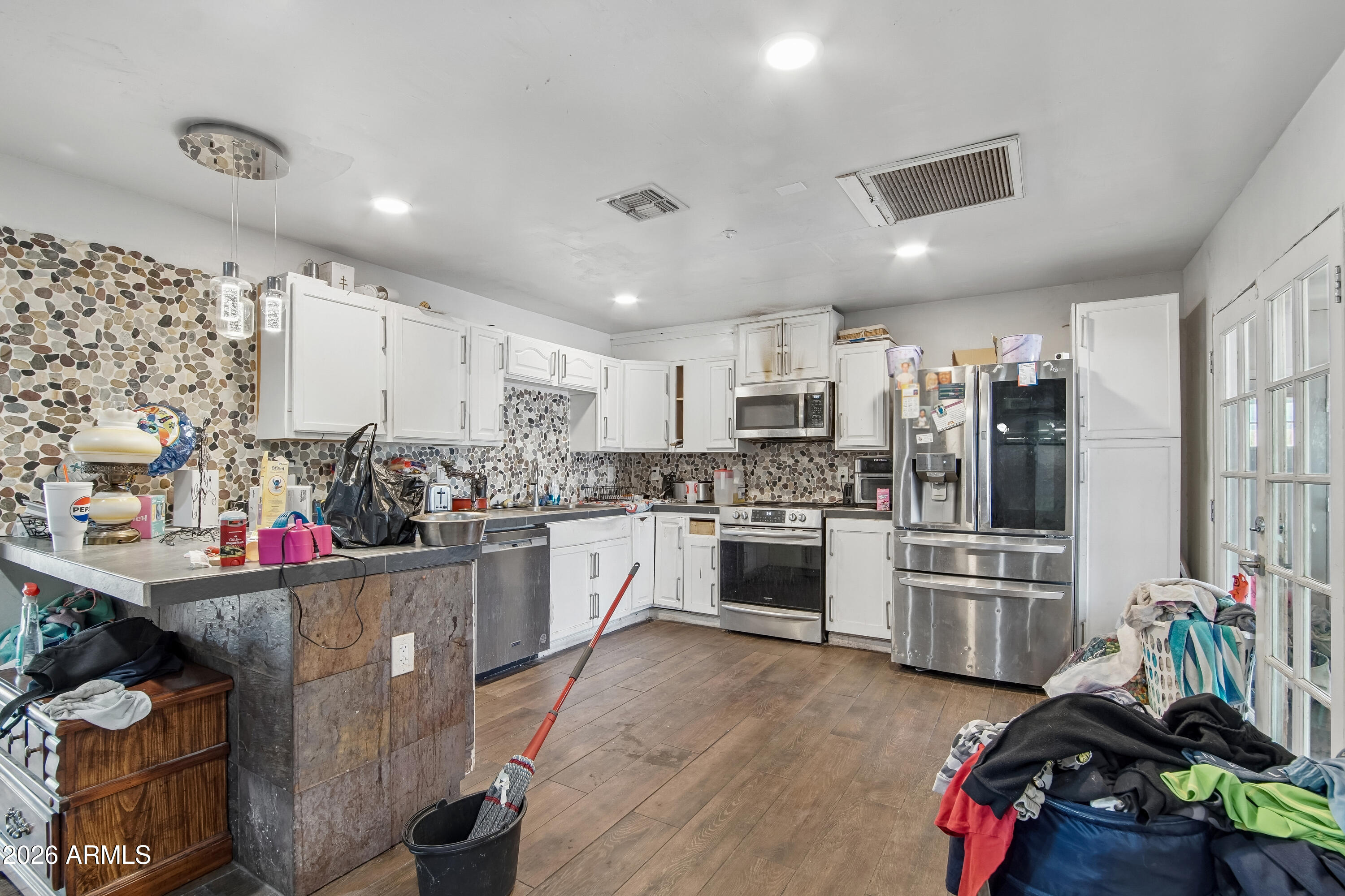 3829 West Thunderbird Road Phoenix, AZ 85053 - Photo 8 of 30 8-print-W Thunderbird Rd-S2306-008