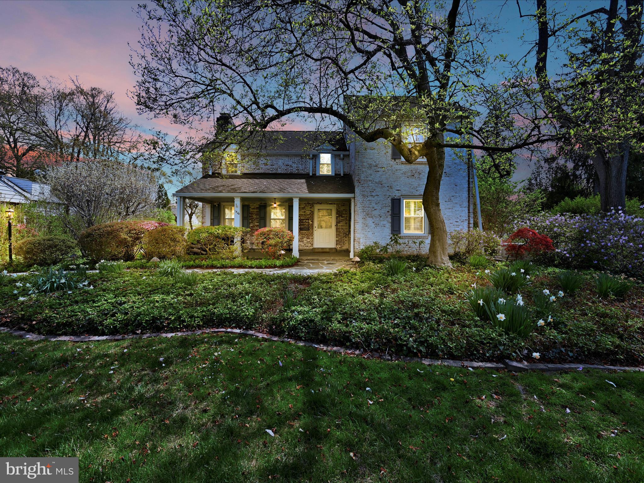 1424 Hillside Road Wynnewood, PA 19096 - Photo 3 of 14 Twilight