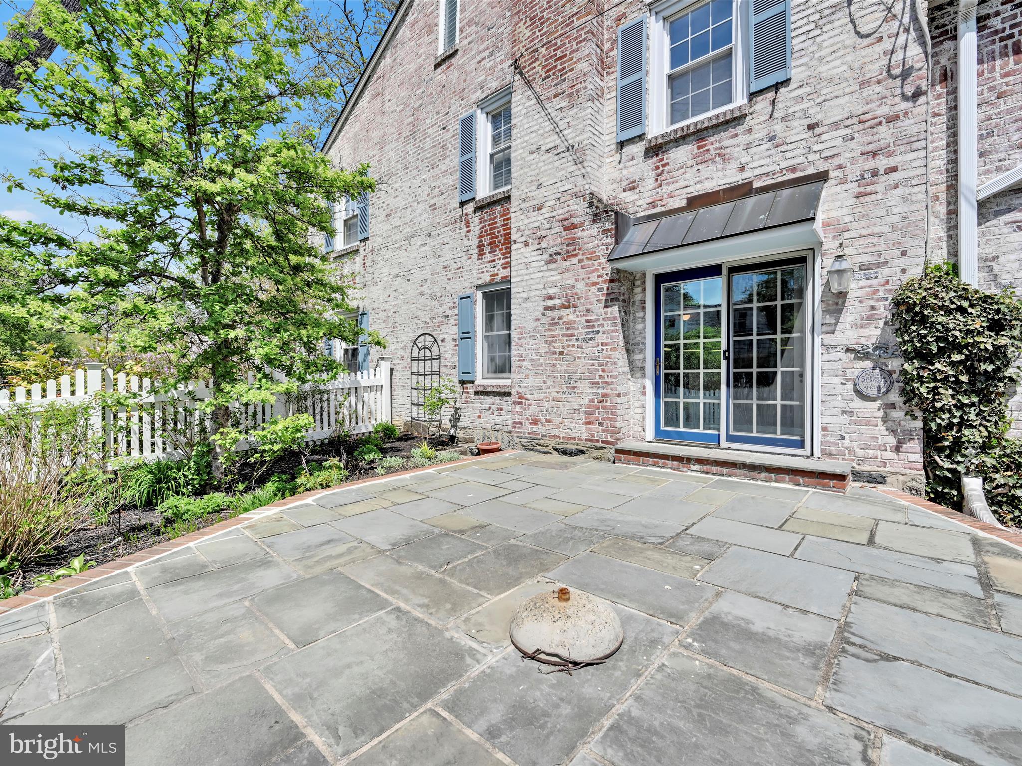 1424 Hillside Road Wynnewood, PA 19096 - Photo 5 of 14 Patio