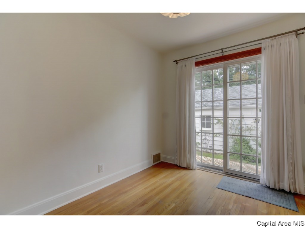 1415 West Ash Street Springfield, IL 62704 - Photo 17 of 32 Gallery Image 17