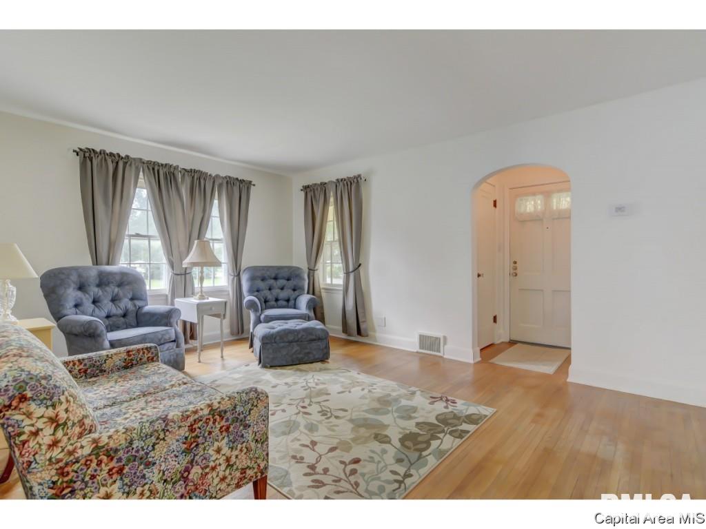 1415 West Ash Street Springfield, IL 62704 - Photo 8 of 32 Gallery Image 8