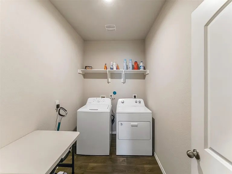 2406 High Spruce Circle Spring, TX 77373 - Photo 10 of 32 a utility room with dryer and washer