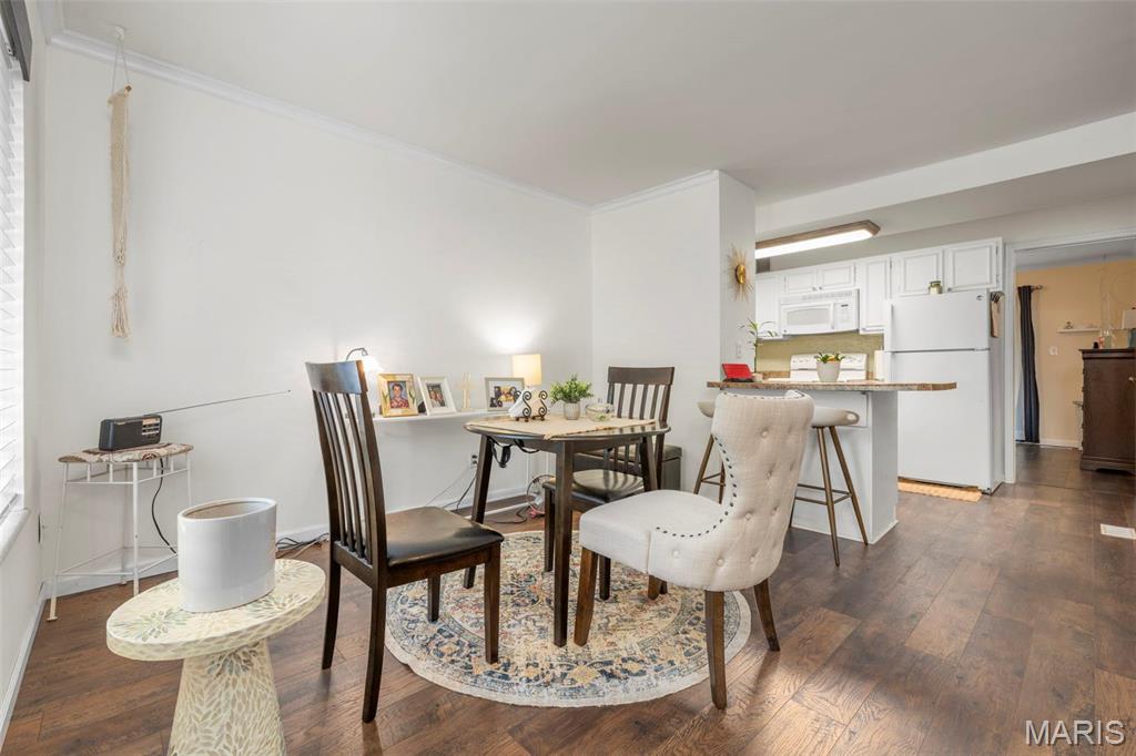 321 Barrington Square Estates, Unit D St. Louis, MO 63122 - Photo 3 of 30