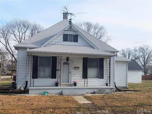 $90,000 | 801 South Borders Avenue, Marissa, IL 62257