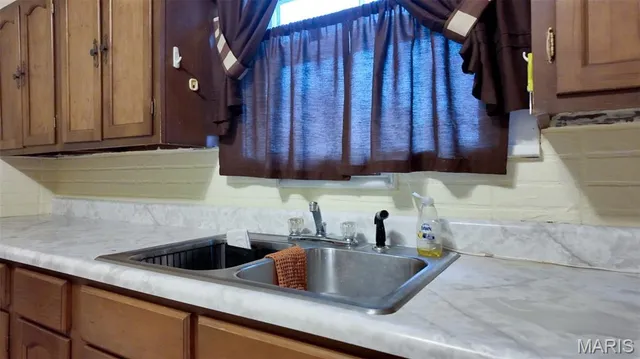 $90,000 | 801 South Borders Avenue, Marissa, IL 62257