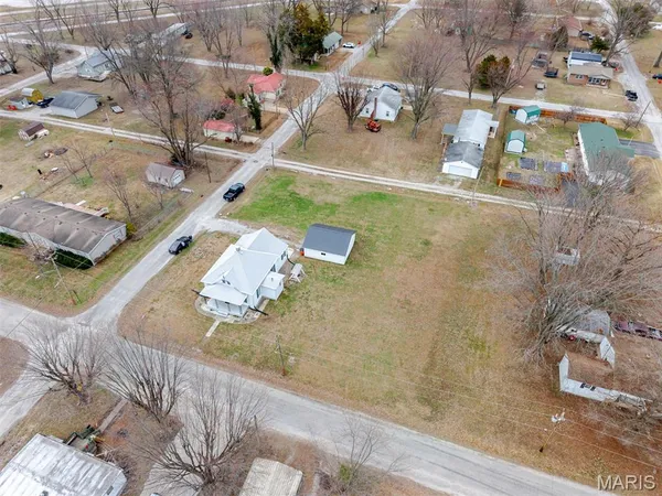 $86,000 | 801 South Borders Avenue, Marissa, IL 62257