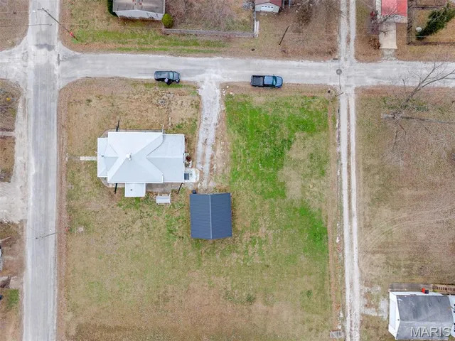 $90,000 | 801 South Borders Avenue, Marissa, IL 62257