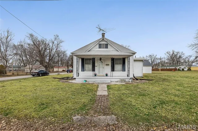 $90,000 | 801 South Borders Avenue, Marissa, IL 62257