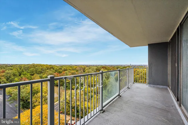 a view of balcony with city view