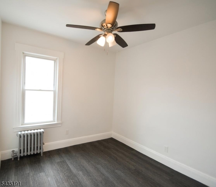 21 Walnut Street Clifton, NJ 07013 - Photo 5 of 11
