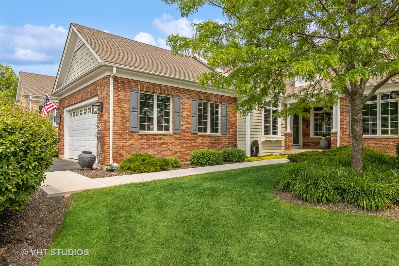 4224 Weatherstone Road Crystal Lake, IL 60014 - Photo 1 of 35 Gallery Image 1