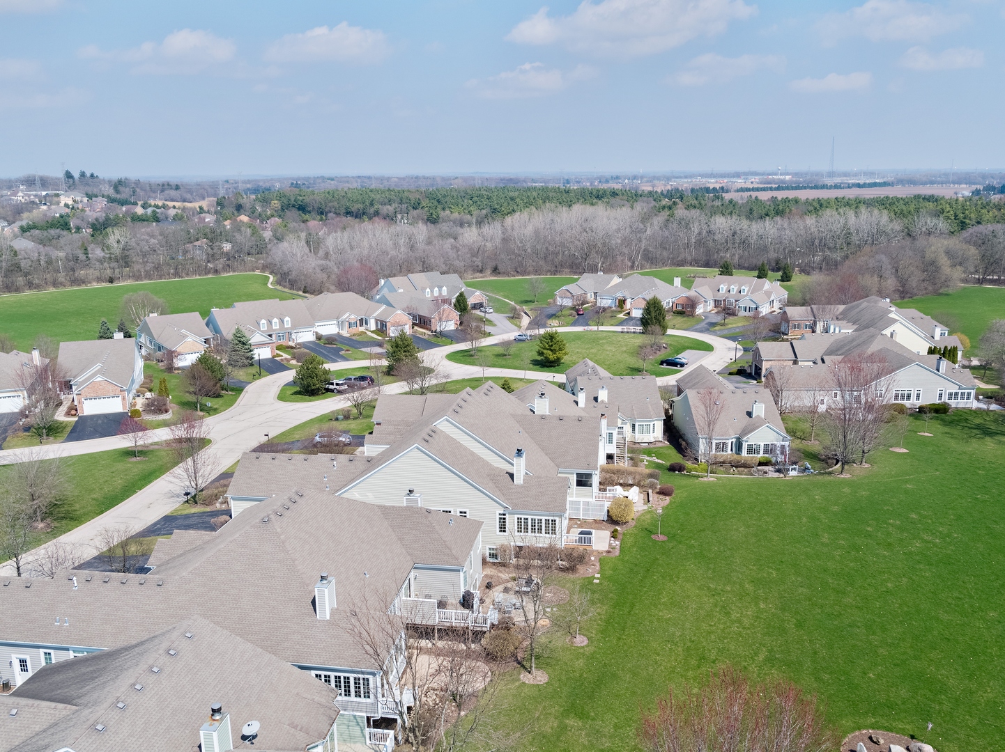 4224 Weatherstone Road Crystal Lake, IL 60014 - Photo 32 of 35 Gallery Image 32