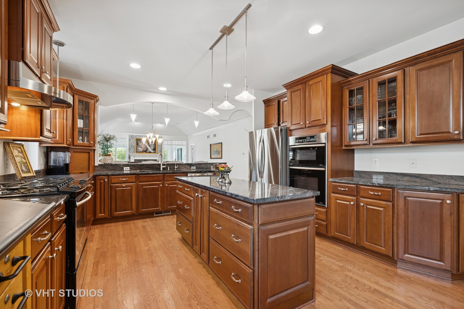 4224 Weatherstone Road Crystal Lake, IL 60014 - Photo 6 of 35 Gallery Image 6