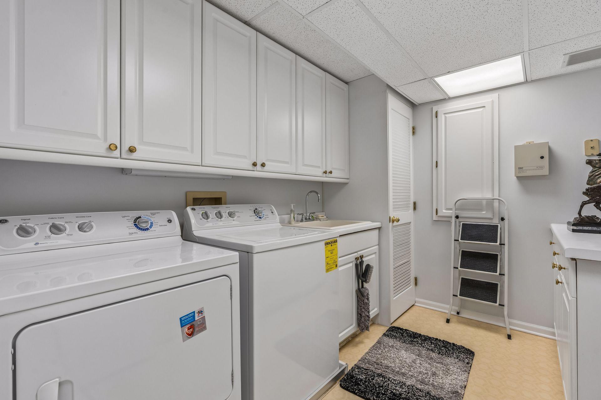 1830 Eagle Ridge Drive, Unit 2010 Mendota Heights, MN 55118 - Photo 23 of 42