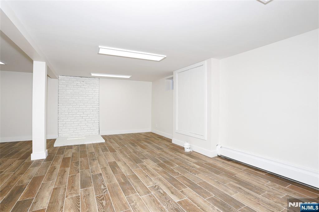 20 Dojean Court Bergenfield, NJ 07621 - Photo 34 of 50