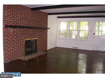 7 Whitby Road Cherry Hill, NJ 08003 - Photo 6 of 12 Family Room