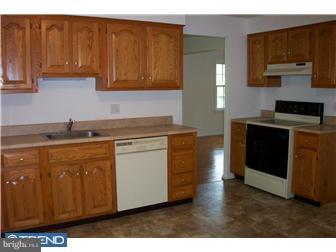 7 Whitby Road Cherry Hill, NJ 08003 - Photo 7 of 12 Kitchen
