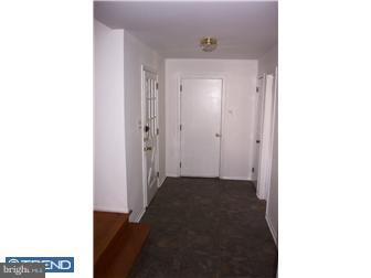 7 Whitby Road Cherry Hill, NJ 08003 - Photo 9 of 12 Foyer