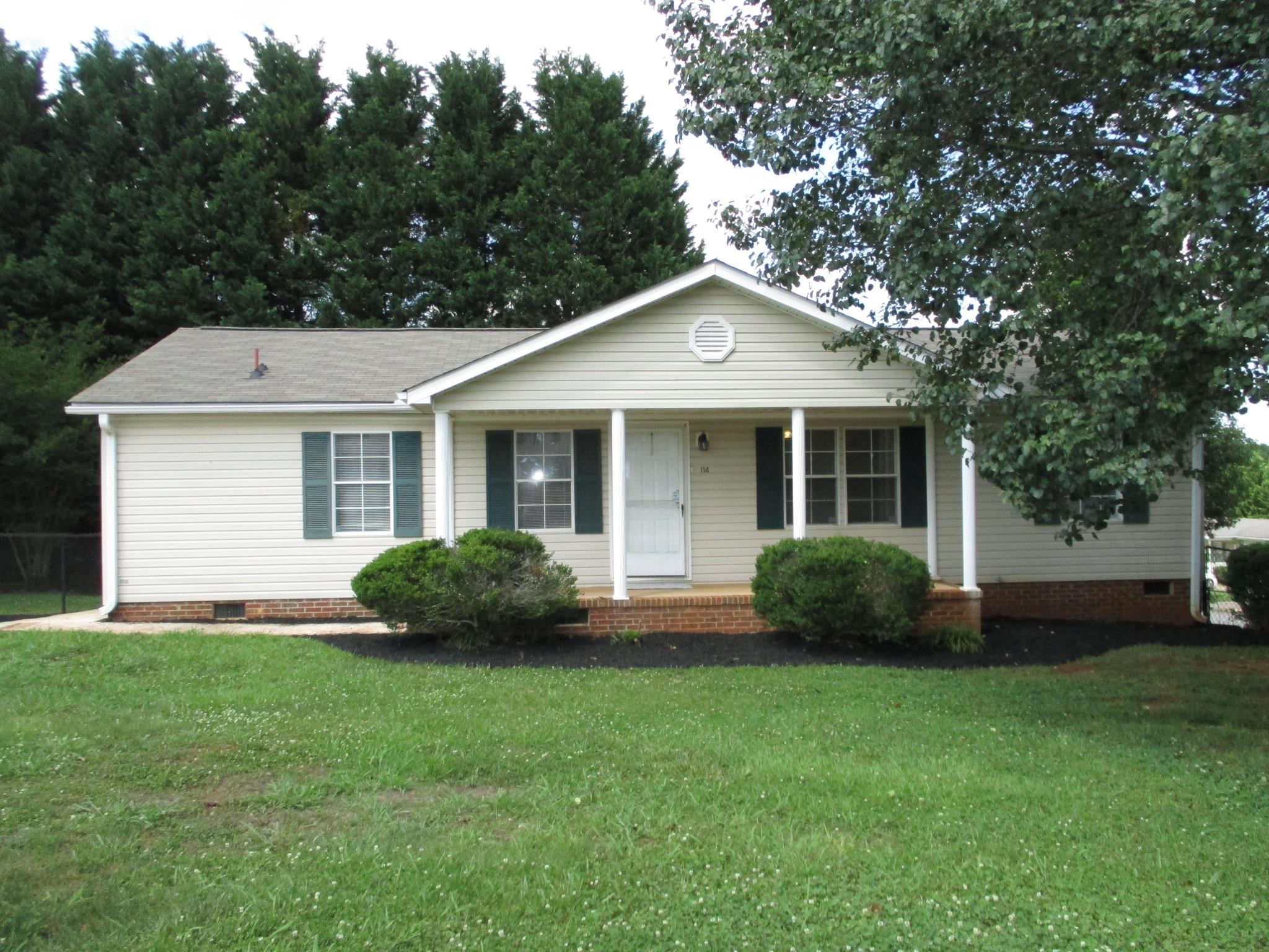 114 Falcon Ridge Drive Boiling Springs, SC 29316 - Photo 1 of 16
