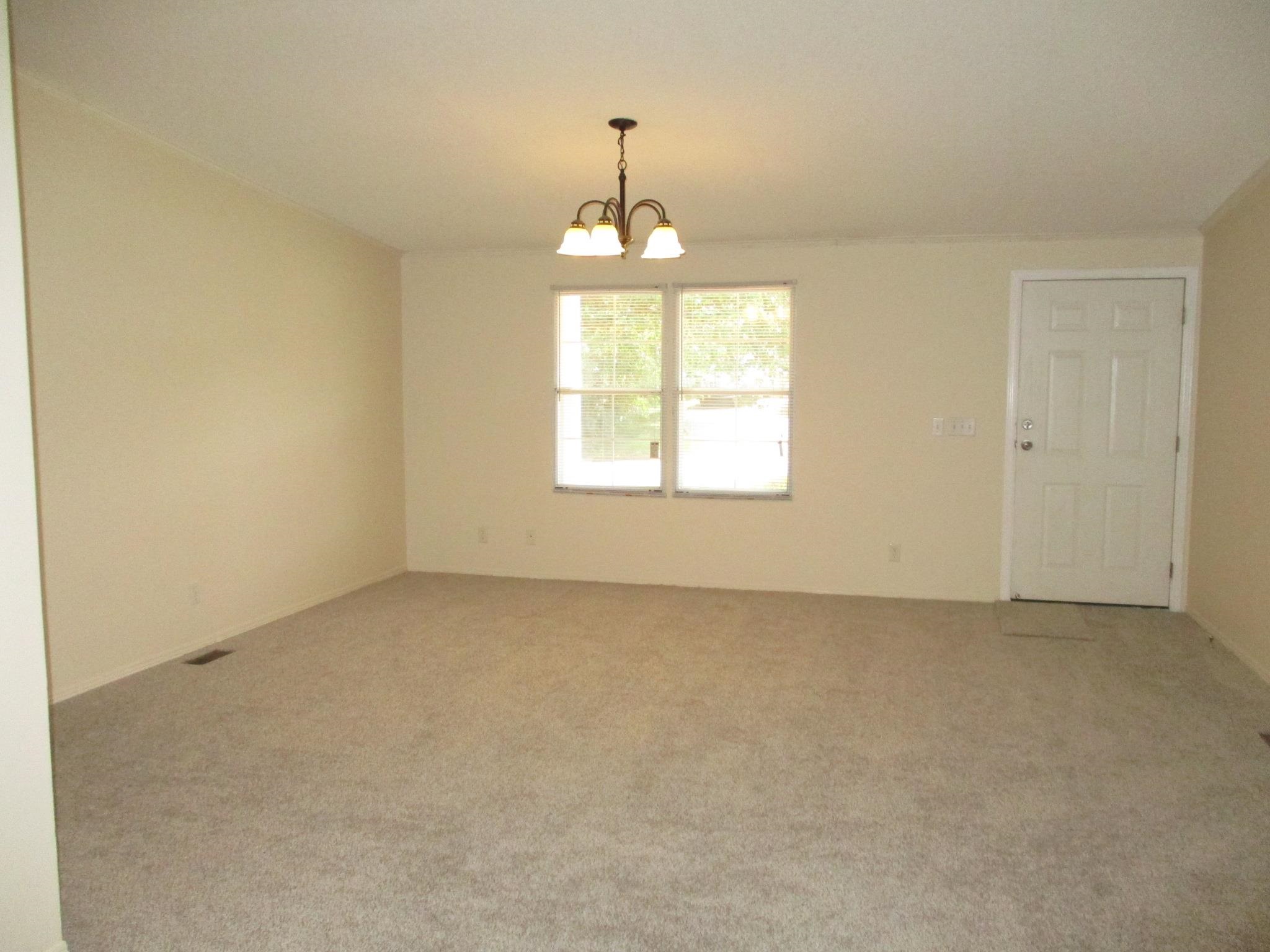 114 Falcon Ridge Drive Boiling Springs, SC 29316 - Photo 2 of 16