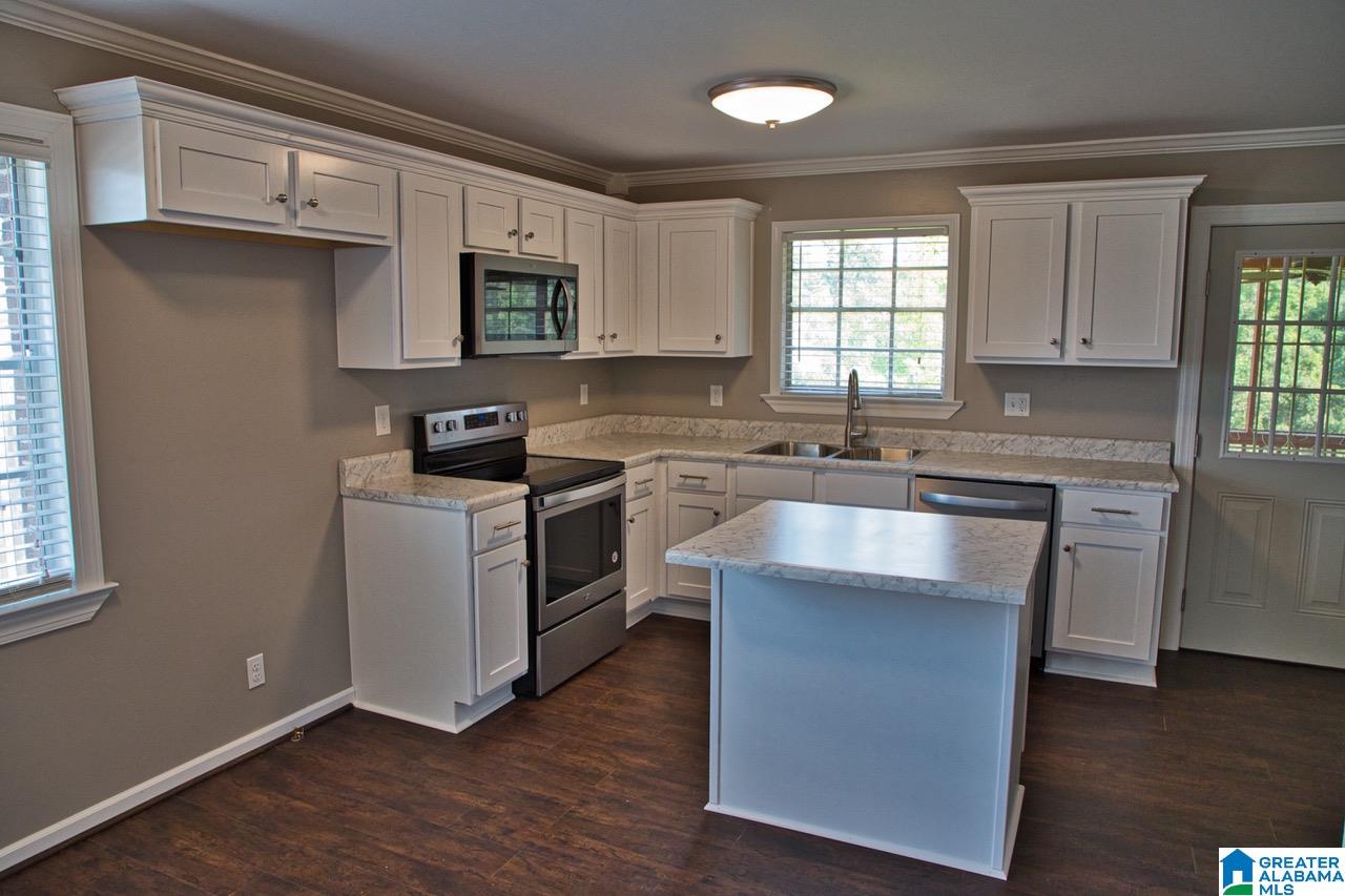 413 4th Terrace Pleasant Grove, AL 35127 - Photo 3 of 11