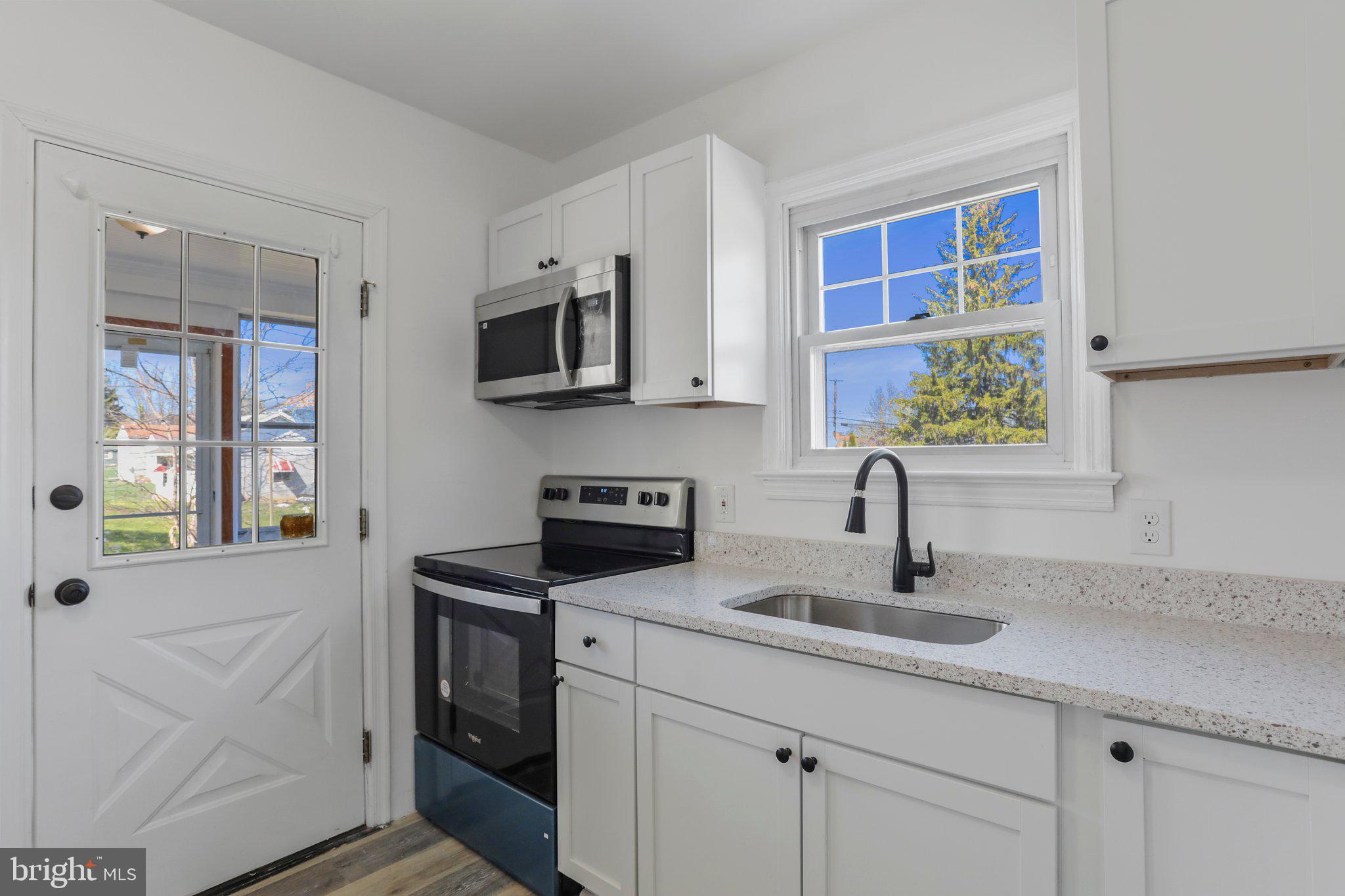 353 Devonshire Road Hagerstown, MD 21740 - Photo 13 of 41