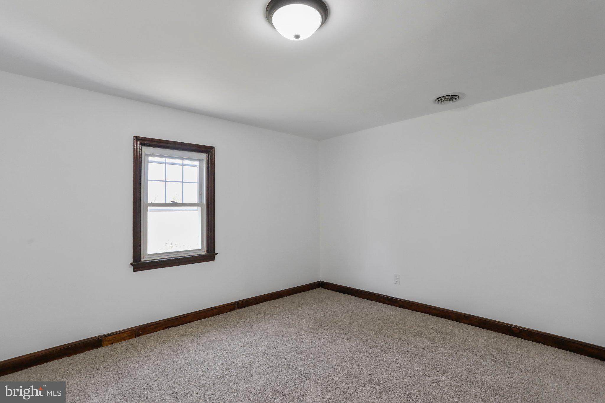 353 Devonshire Road Hagerstown, MD 21740 - Photo 29 of 41