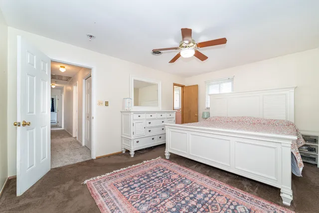 $334,900 | 16365 Farmington Road, Livonia, MI 48154