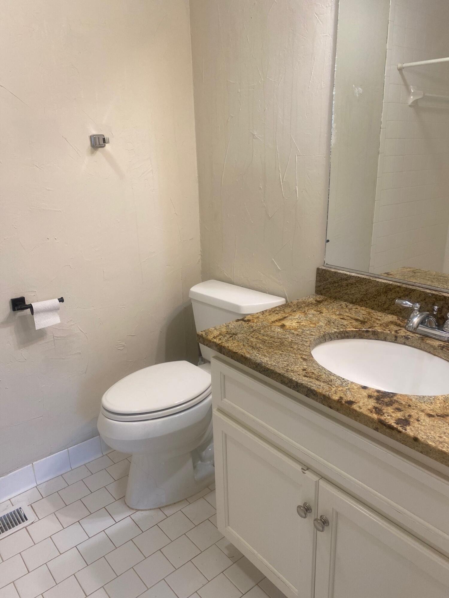 644 Crown Point Drive Martinez, GA 30907 - Photo 15 of 20 Owner's bath