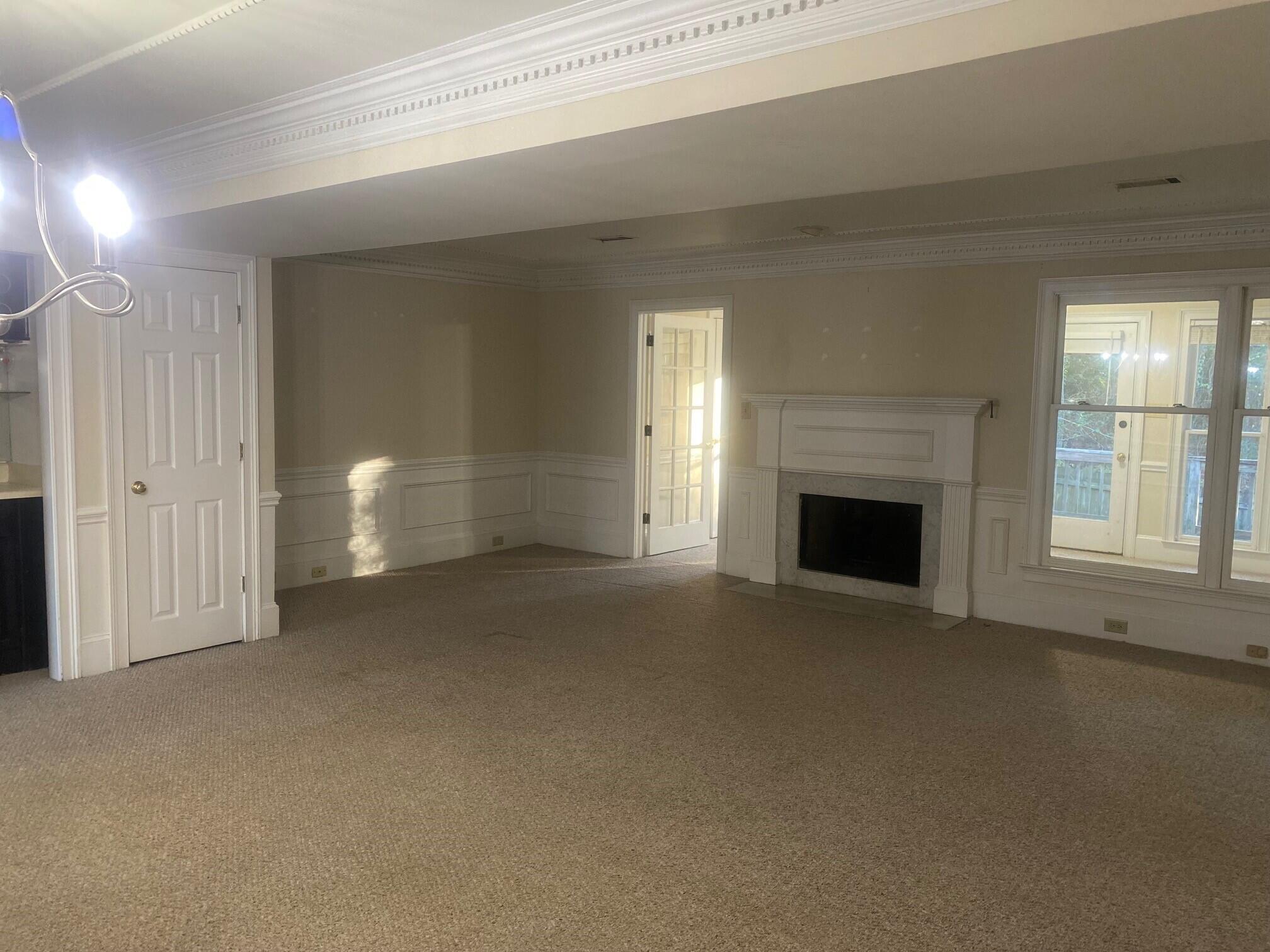 644 Crown Point Drive Martinez, GA 30907 - Photo 3 of 20 Greatroom - 2