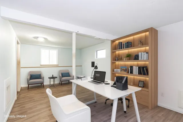 $345,000 | 5 Sunnyside Lane, Unit R, Derry, NH 03038