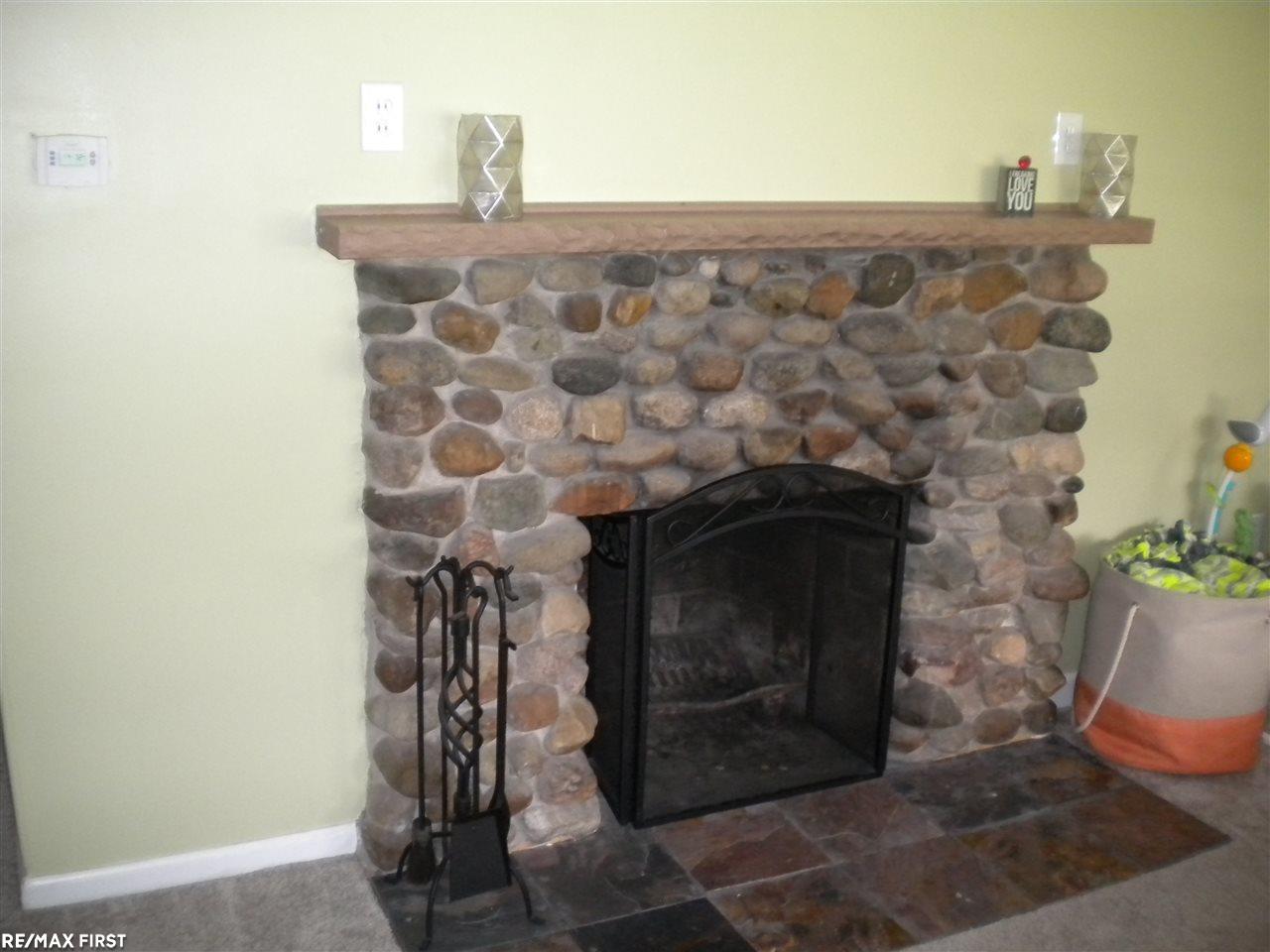 51890 Romeo Plank Road Macomb, MI 48042 - Photo 11 of 24 31328862-10.JPG