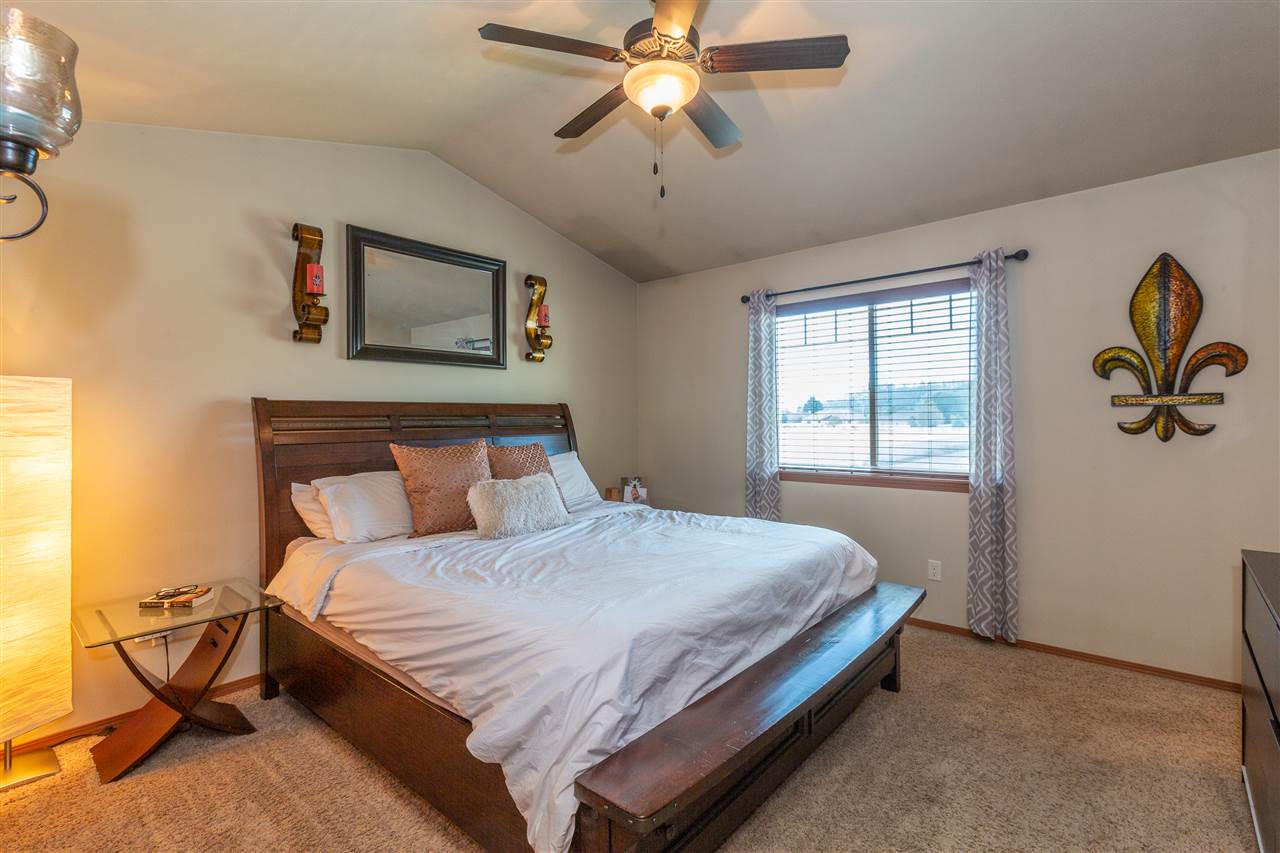 5206 North Mayhew Road Spokane Valley, WA 99216 - Photo 11 of 22