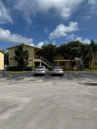 $1,750 | 481 Sunshine Drive, Unit C1, Coconut Creek, FL 33066