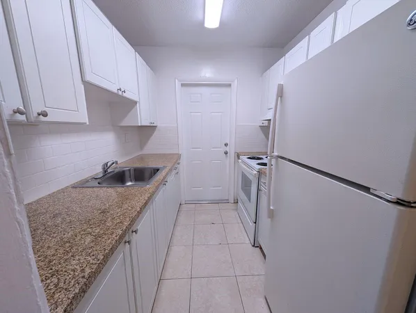 $1,750 | 481 Sunshine Drive, Unit C1, Coconut Creek, FL 33066