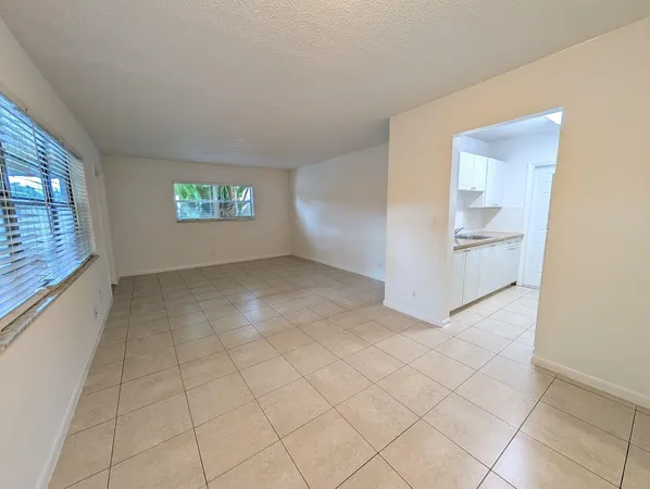 $1,750 | 481 Sunshine Drive, Unit C1, Coconut Creek, FL 33066