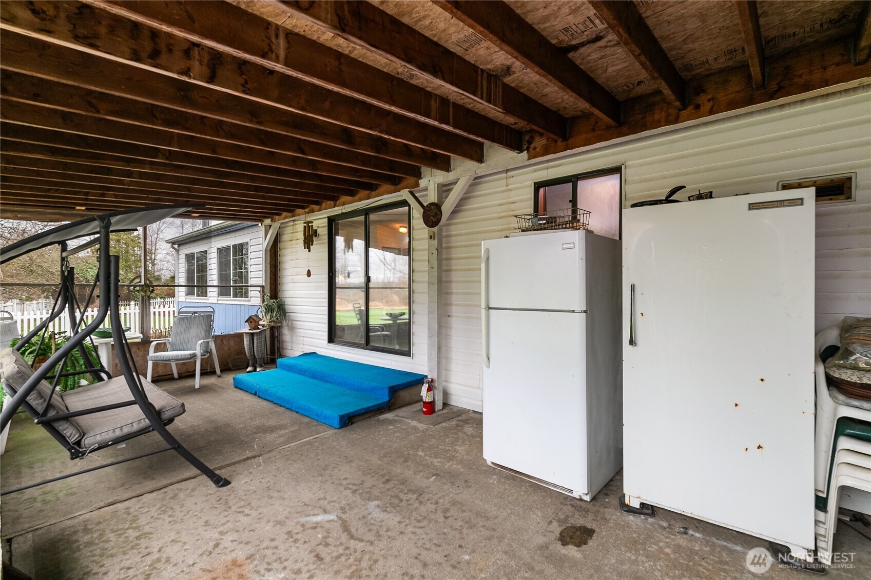 3191 Creasey Road Custer, WA 98240 - Photo 32 of 36 a view of porch with furniture