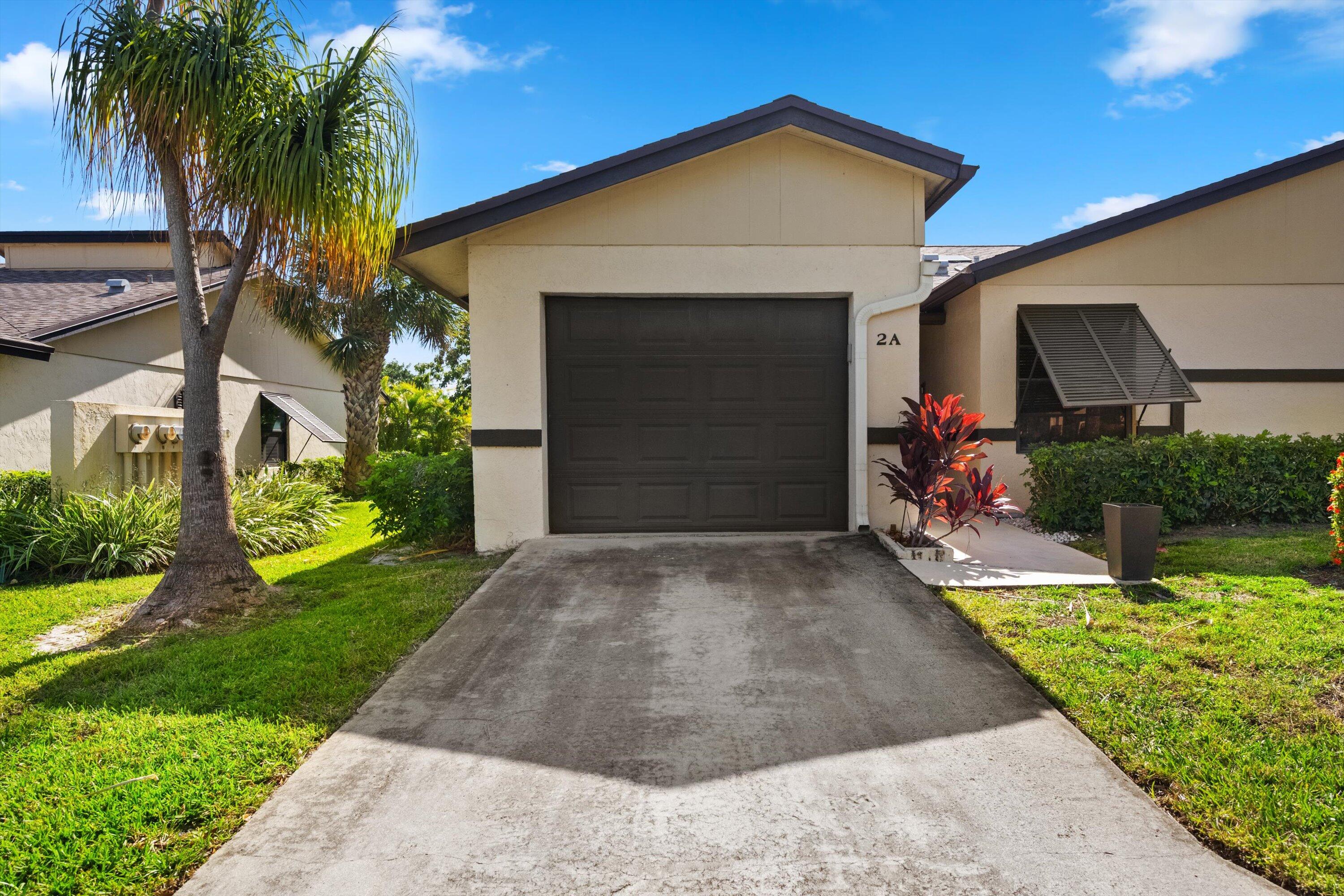 2 Ridge Pointe Drive, Unit A Boynton Beach, FL 33435 - Photo 2 of 24 02-DSC_9751
