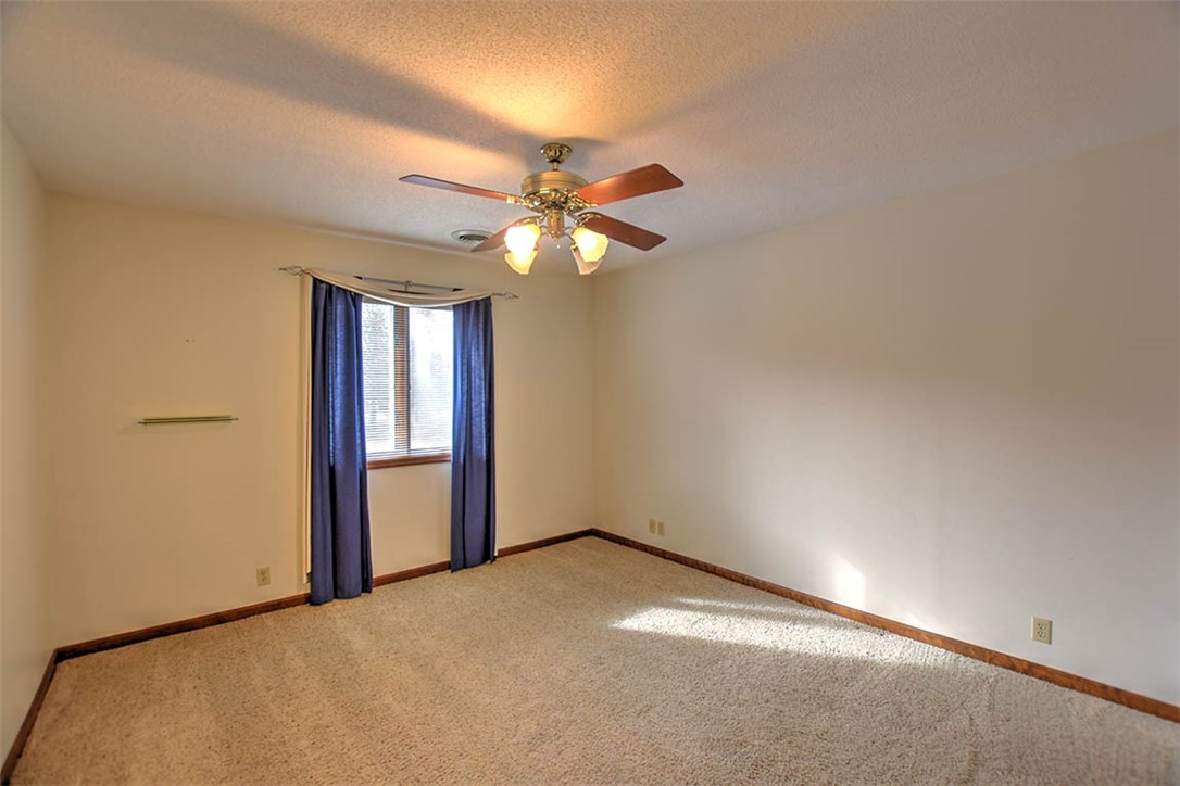 1211 West Scotch Pine Court Decatur, IL 62526 - Photo 21 of 39