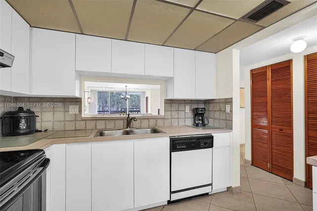 $295,000 | 10825 Southwest 112th Avenue, Unit 216, Miami, FL 33176