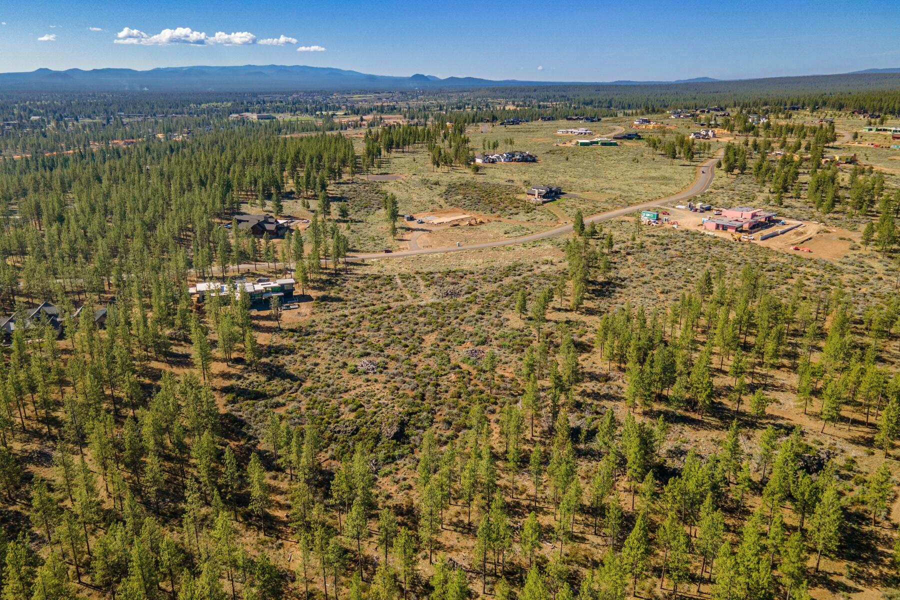 62545 Huntsman Loop Bend Bend, OR 97703 - Photo 17 of 21 batch_28
