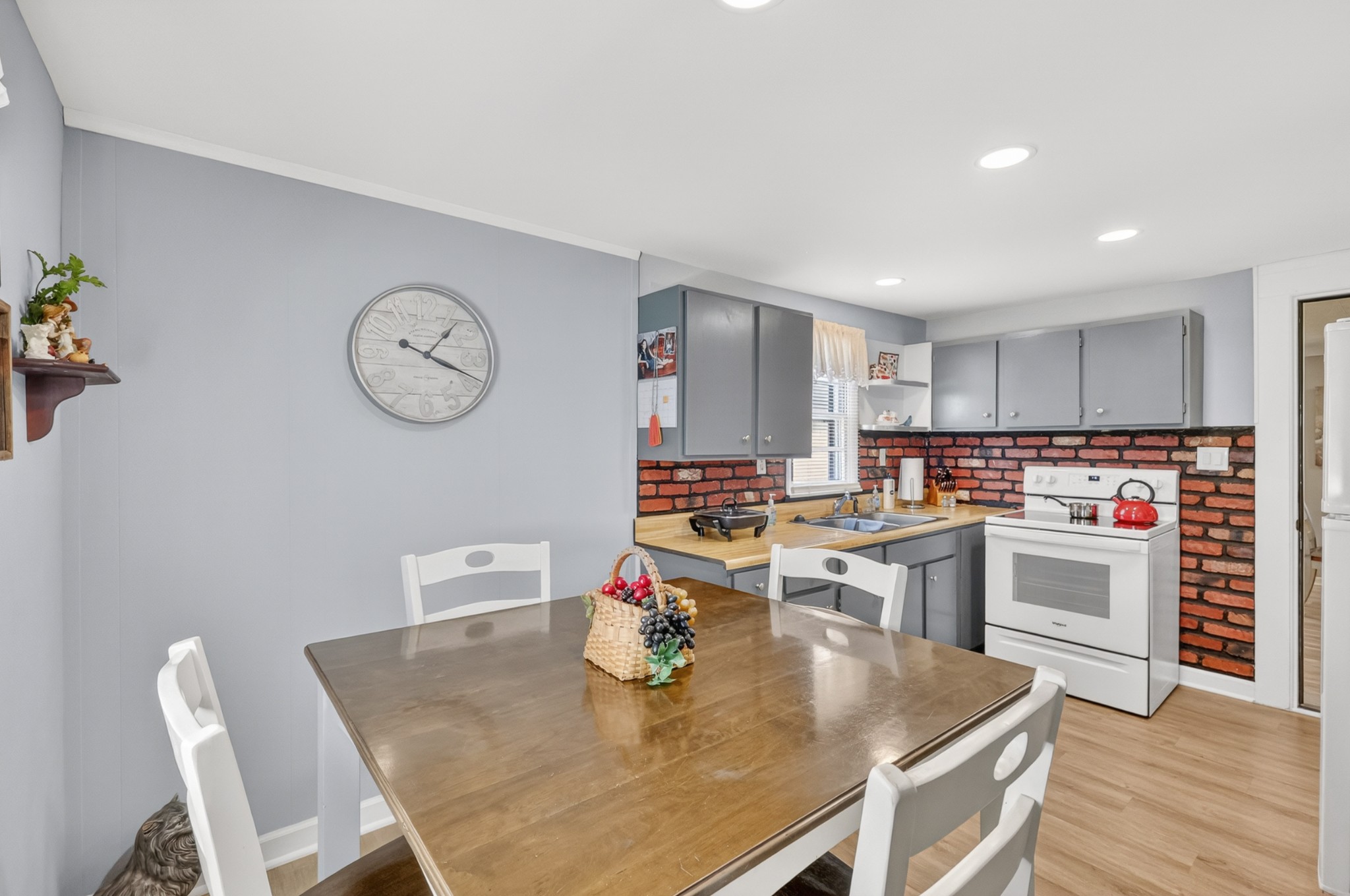 233 Rucker Road Murfreesboro, TN 37127 - Photo 16 of 43 a kitchen with a table and chairs in it
