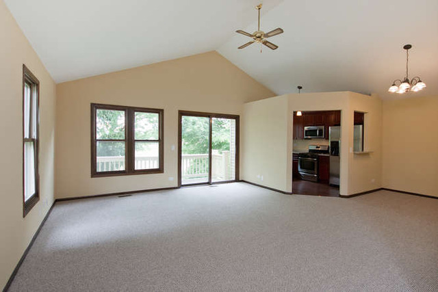 151 Inverness Court, Unit A Elk Grove Village, IL 60007 - Photo 3 of 25