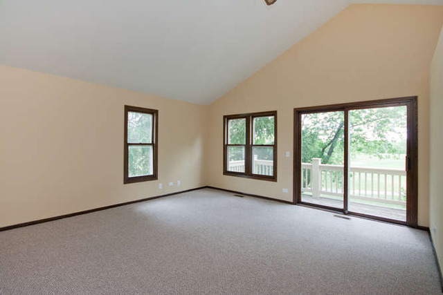 151 Inverness Court, Unit A Elk Grove Village, IL 60007 - Photo 4 of 25