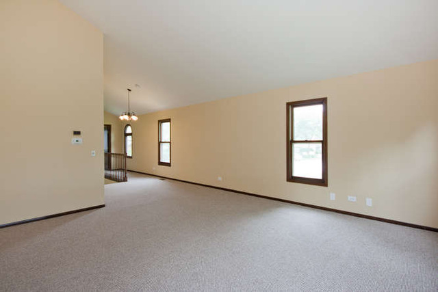 151 Inverness Court, Unit A Elk Grove Village, IL 60007 - Photo 5 of 25