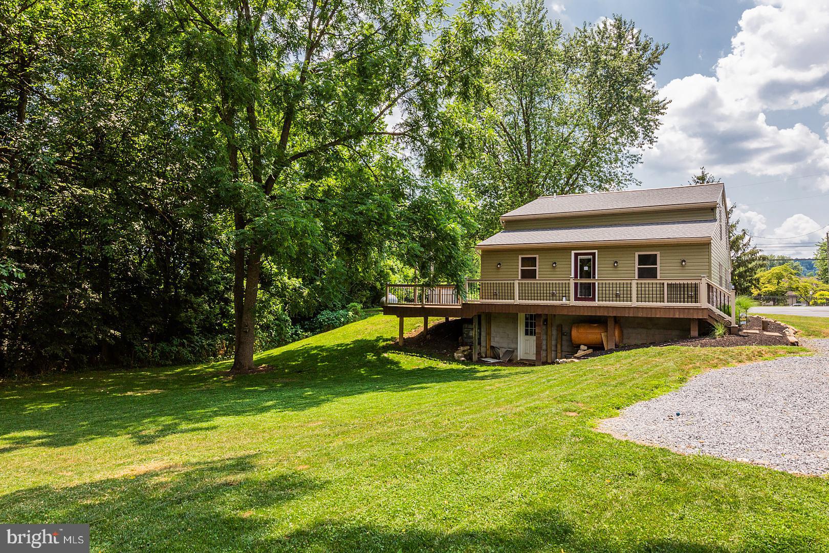 6 Beattys Tollgate Road Marietta, PA 17547 - Photo 4 of 74 Gallery Image 4