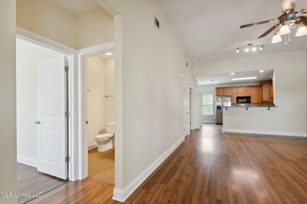 $1,295 | 6147 Firestone Street, Unit B 1, Ocean Springs, MS 39564